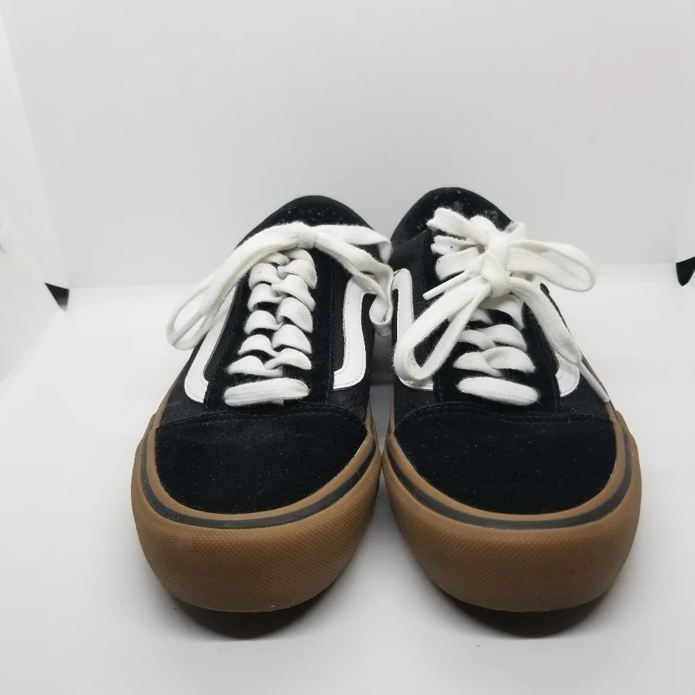 Vans Old Skool Pro skate sneakers black and white M 6.5 W 8